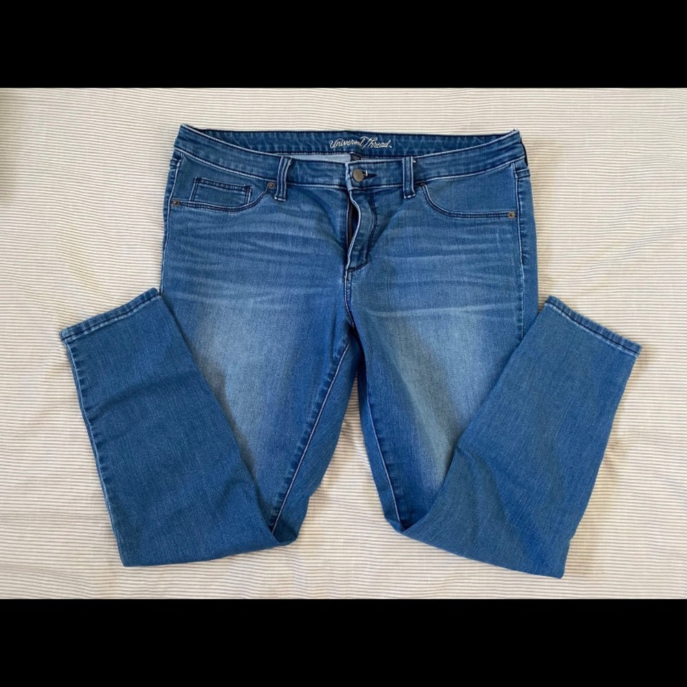 Universal Thread Mid Rise Jeggings